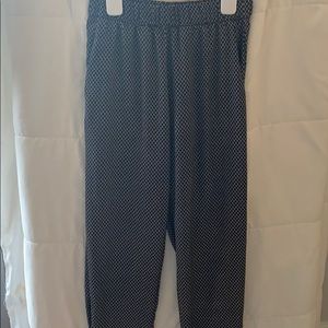 Elastic strap dress pants